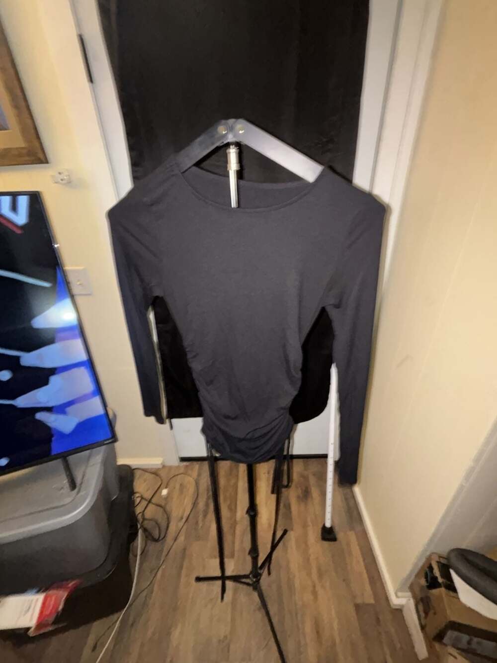 MiiVoo Long Sleeve Crewneck Ribbed Ruched Fitted Top Black